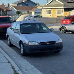 2000 Honda Accord