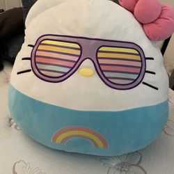 Hello Kitty Squishmallow