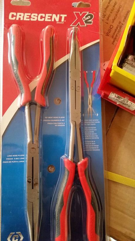 Crescent pliers