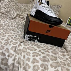 Taxi 12’s size 9