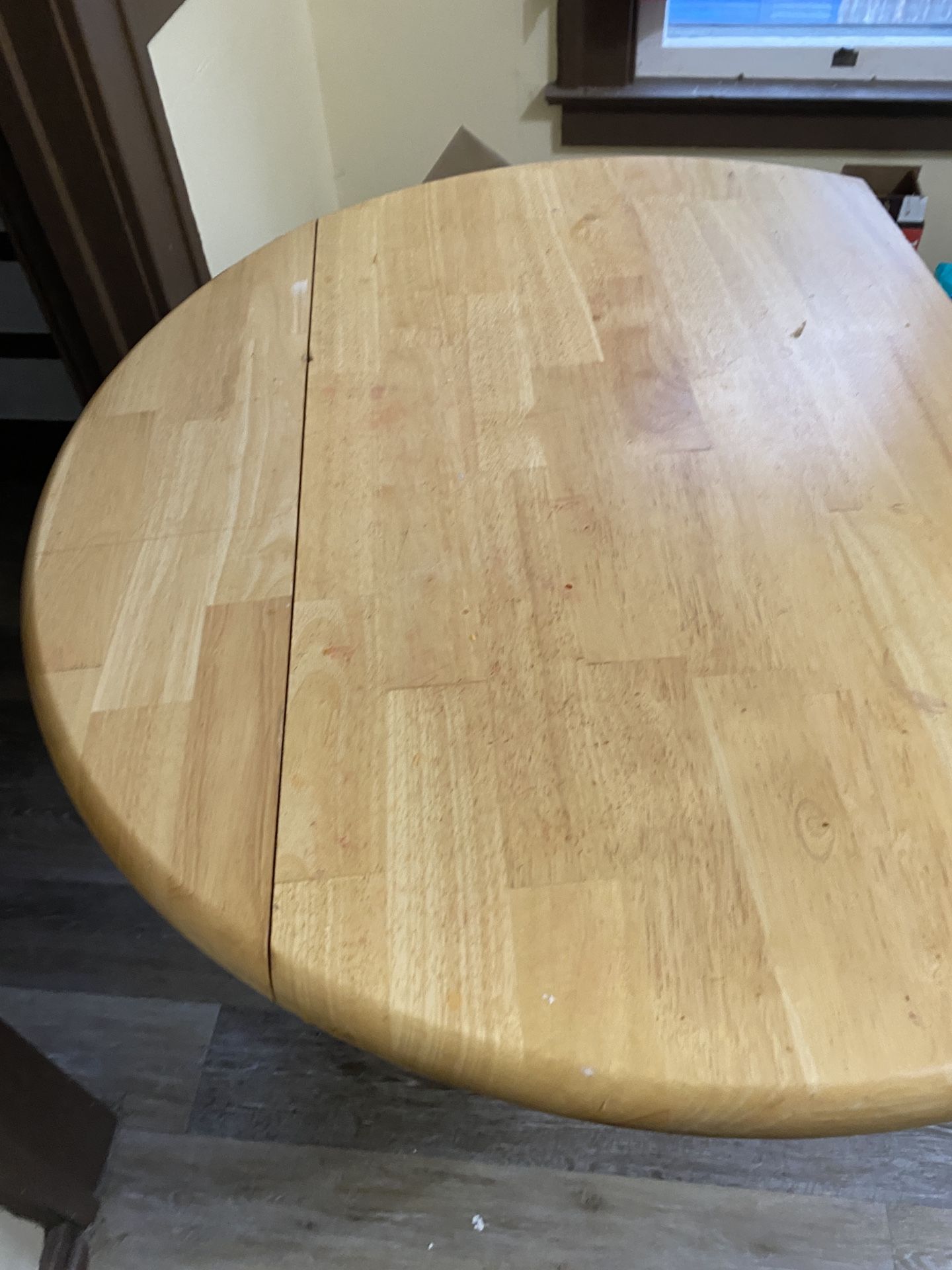 Corner Table