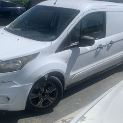 2014 Ford E-Series Chassis