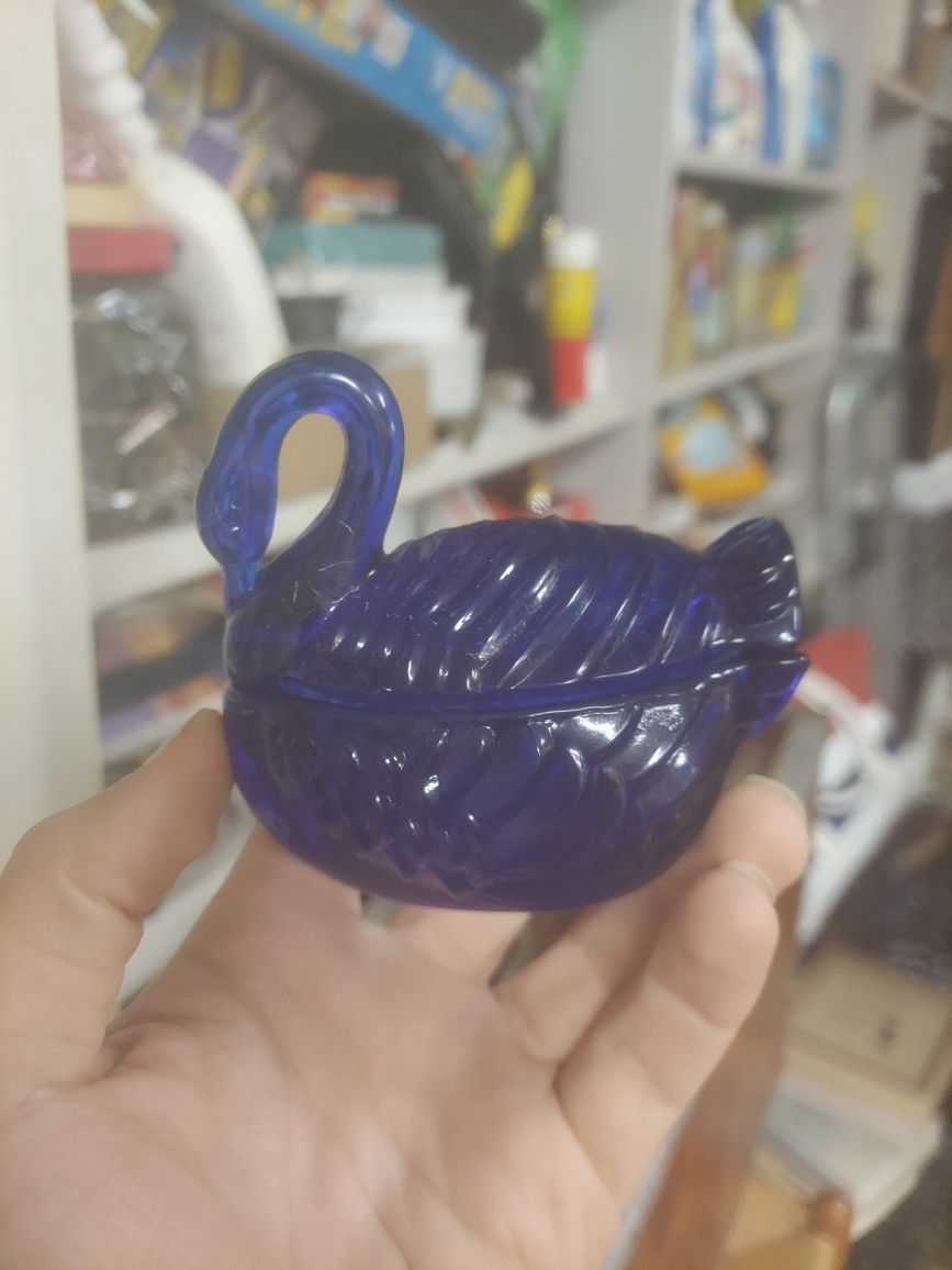 Vintage Cobalt Blue Nesting Bird/hen Dish