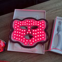 Hottoerak  Red Light Therapy for Face, Portable and Soft LED Face Light Therapy Suitable for Home or Travel