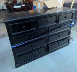 Dresser, 9 drawer, solid pine