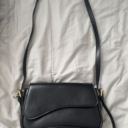 Black and Gold Shoulder Bag 