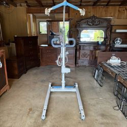 Medline Powered Base Electric Patient Lift (Model MDS450EL)