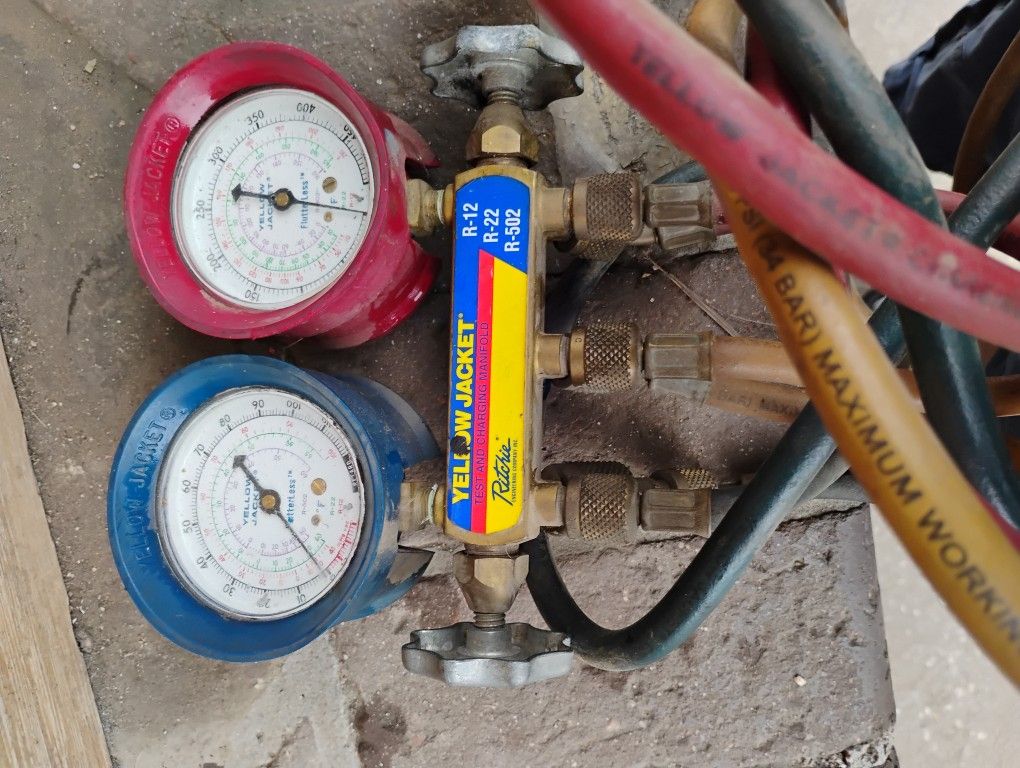 Yellow Jacket R12 R22 And R 502 Testing And Charging