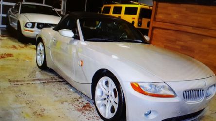 2004 BMW Z4 3.0i 2dr Roadster