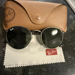Authentic RayBan Round Metal Sunglasses