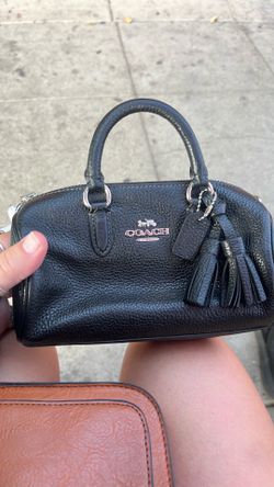 Coach genuine purse 200