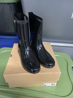 UGG Rain Boots 