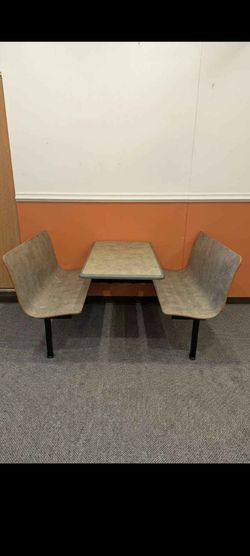Free standing Restaurant tables and chairs