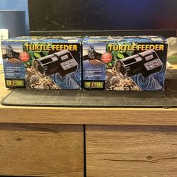 2 EXOTERRA TURTLE FEEDERS