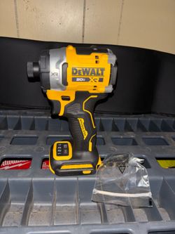 DEWALT 20V MAX XR Lithium-Ion Cordless Impact Driver (tool Only)
