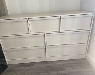 7 drawer dresser - new