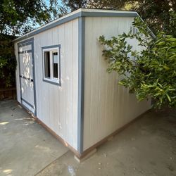Shed 10x12x8