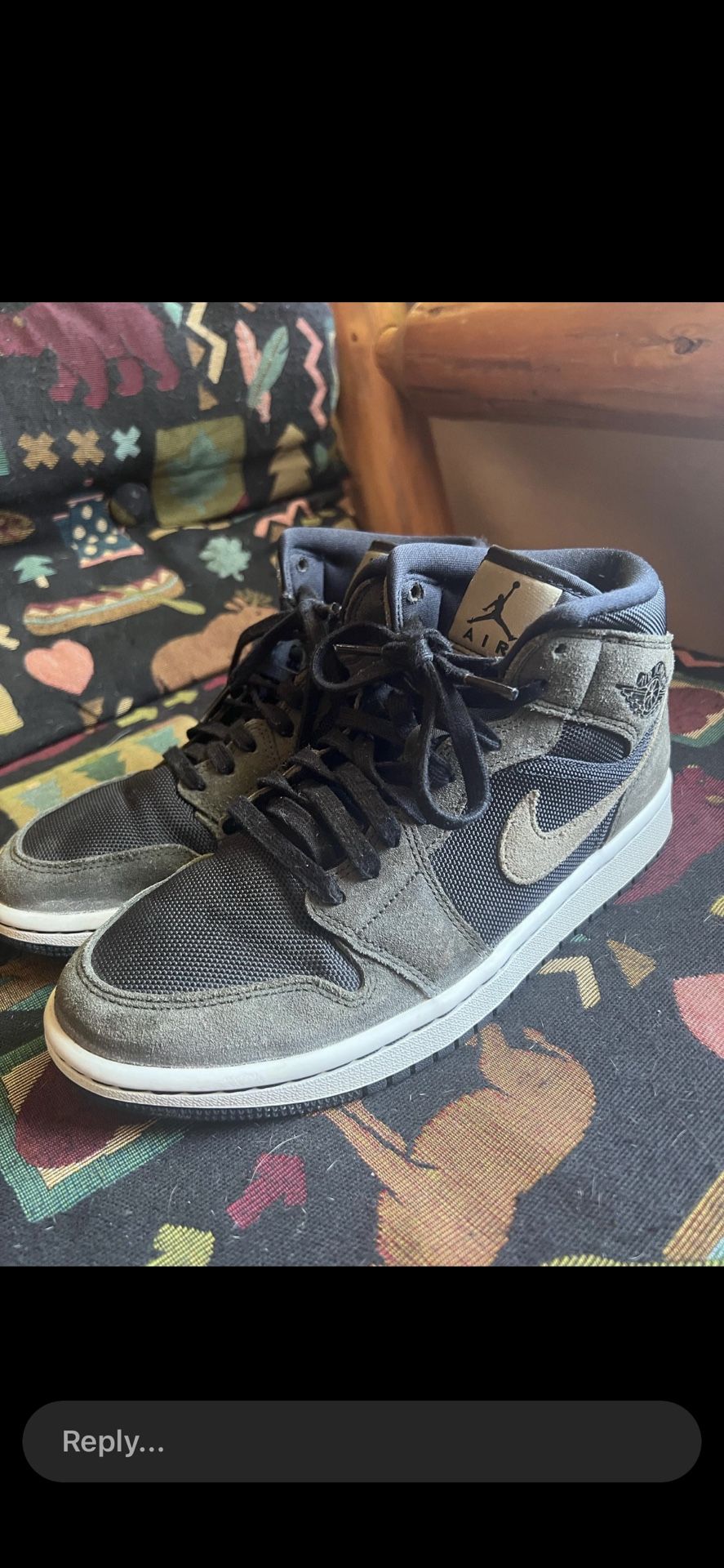 WMNS Air Jordan 1 Mid Olive Green