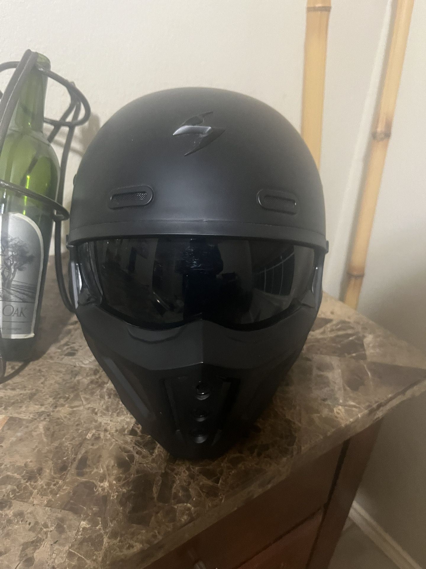 ScorpionEXO Motorcycle Helmet And Gloves Combo 