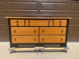 Dresser & Headboard /Footboard