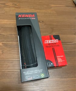New Kenda folding 700c road bike tire and tube boxed
