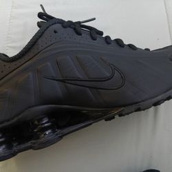 Nike Shox R4 Women's Size 8