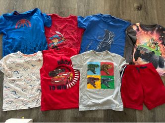 Boys clothes (S)
