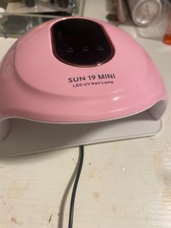 Mini nail lamp