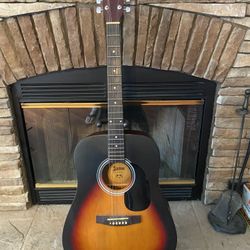Lauren 6 String Acoustic Guitar Nice Condition 