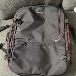 Travel Carry On Bag (backpack) 20$