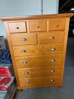 Single dresser