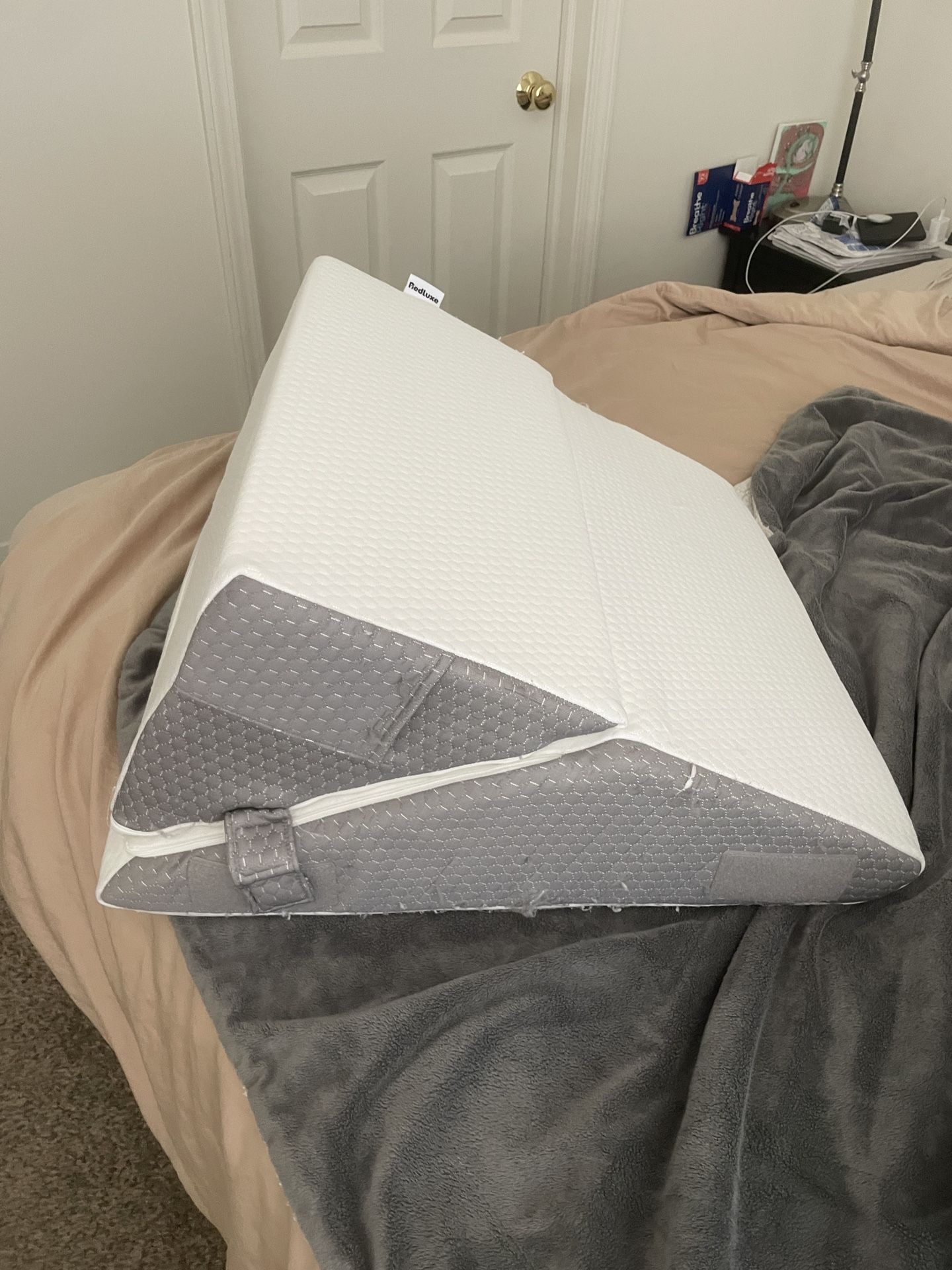 Wedge Pregnancy Pillow