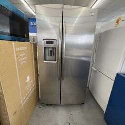 Used GE 36” 25.3 cu. ft. Side by Side Refrigerator in Fingerprint Resistant Stainless Steel, Standard Depth