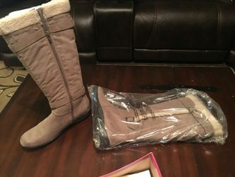 Ladies boots