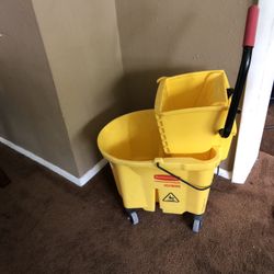 Mop Bucket 