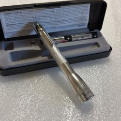 2 Brand New Mini Maglite For Sale Medium $26o