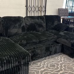 New 120x60 Sleeper Sectional Couch With Storages And USB / Free Delivery 