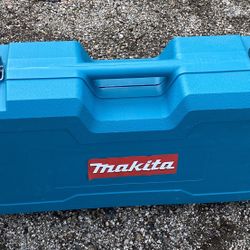 Makita Jack Hammer NEW 35lbs with 3 Bits