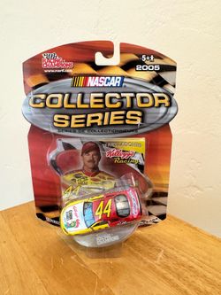 NASCAR Racing Champions 2005 Terry Labonte #44 Kellogg's Diecast Car