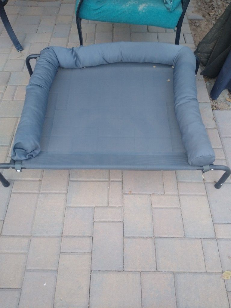 Outdoor Dog Bed Medium