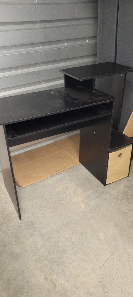 Computer Desk