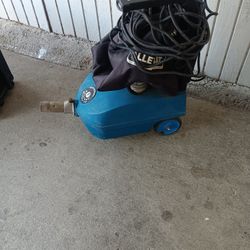 Alley Cat Vacuum Cleaner 