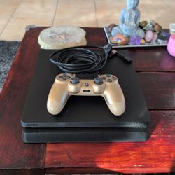PS4 Slim W/ Controller 1TB