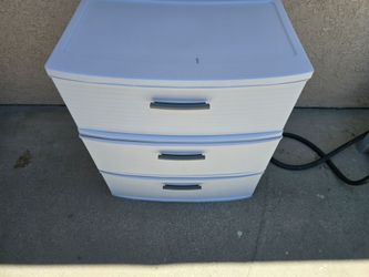 Plastic drawers