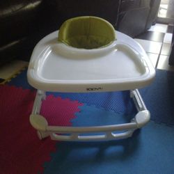 JOOVY SPOON BABY WALKER 