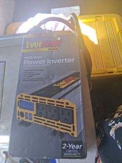 EverStart Maxx 1500-Watt Power Inverter