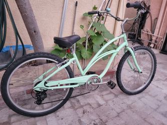 7 speed Electra beach Cruiser