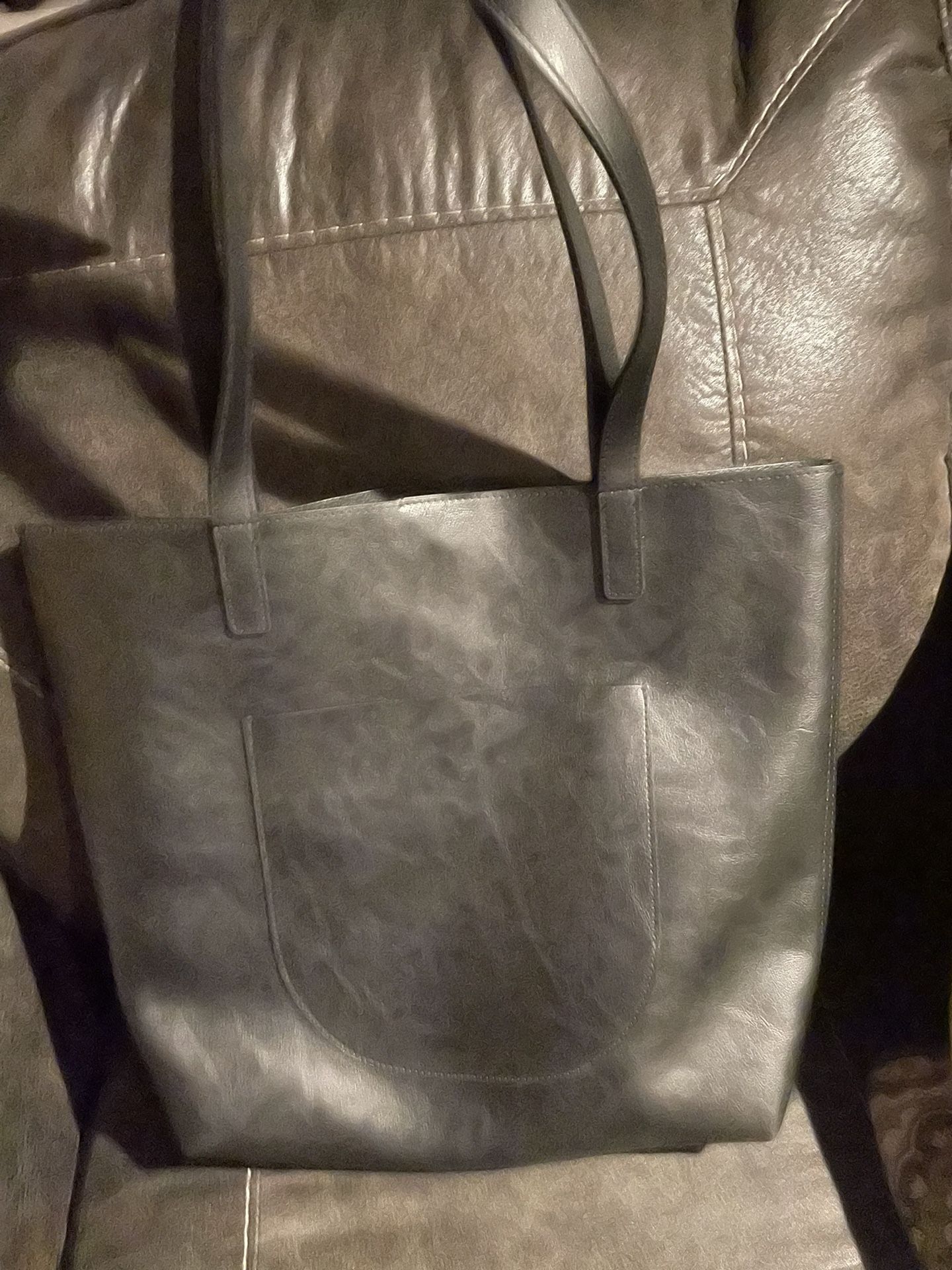 Large Tote bag new.others listed