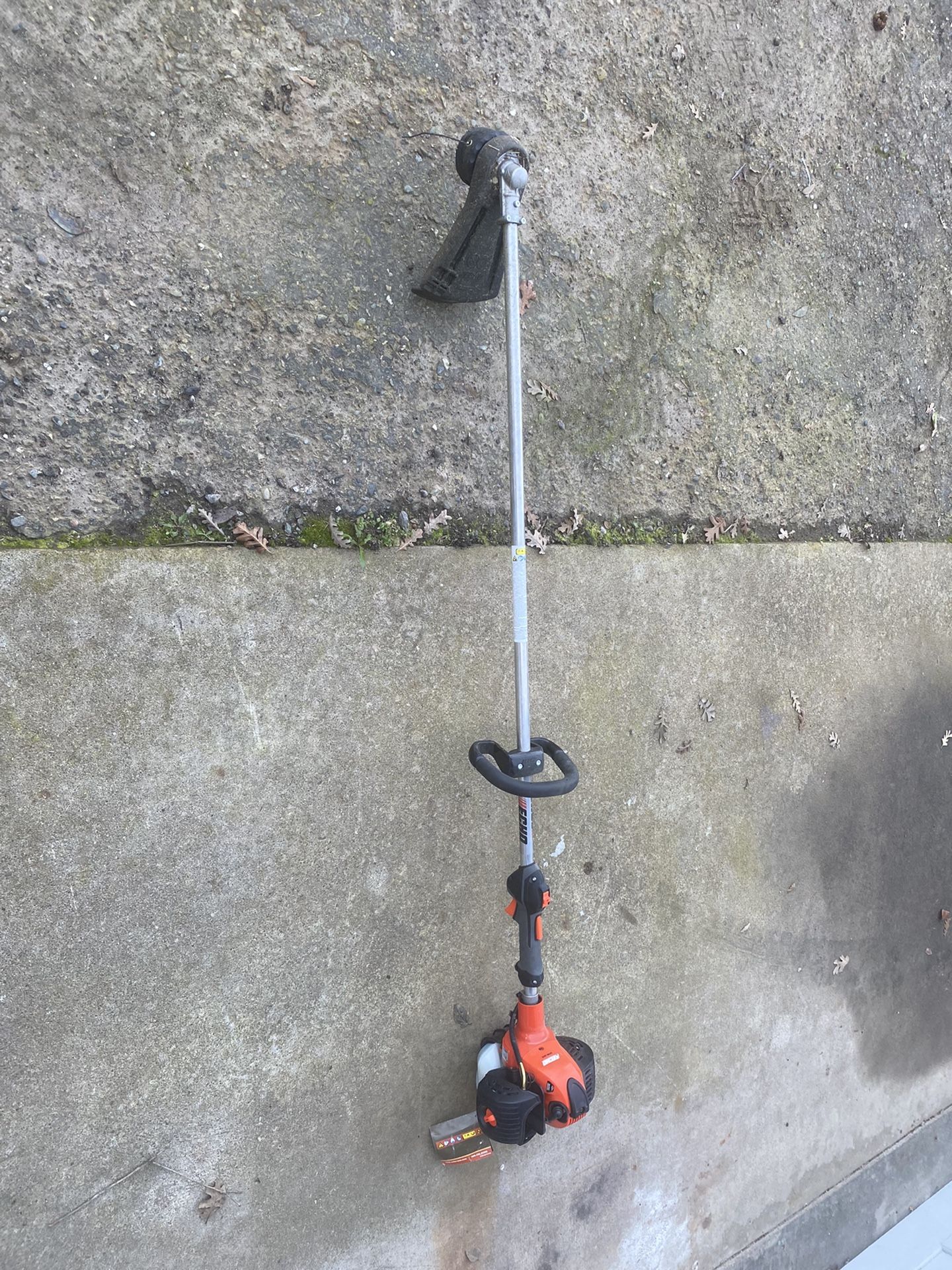 Echo SRM-266 String Trimmer