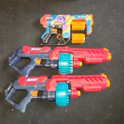 Zuru Xshot Dart Blasters 2 Rifles & 1 Poppy Playtime  Pistol